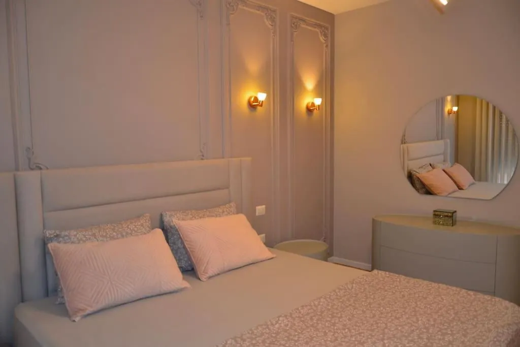 Апартаменты Bree Home Тирана